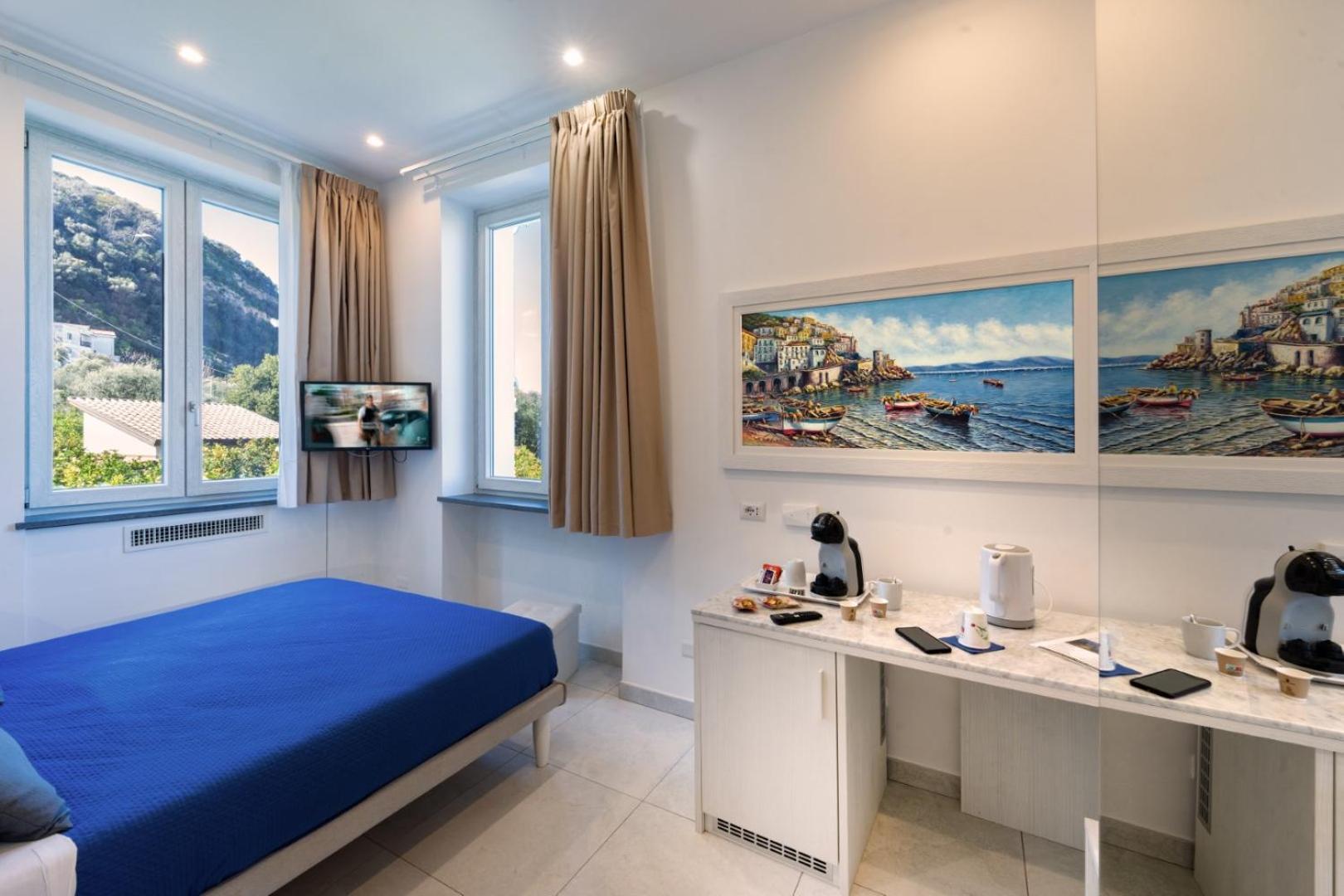 Coral White Hotel Соренто Екстериор снимка